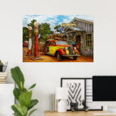 Gasstation - Vernieuwde levering in de stad Pie 19 Poster (Thuiskantoor)