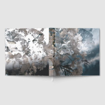 Gastenboek met lokale bloemen