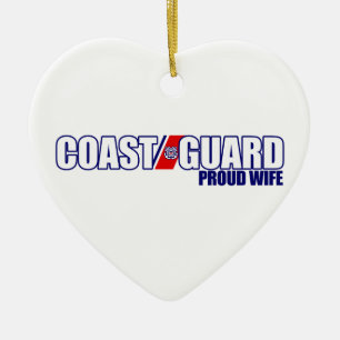 Gastvrouw voor de rode kust keramisch ornament