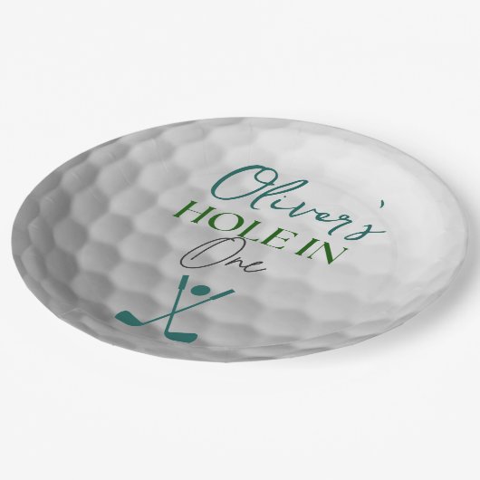 Gat in een jongen eerste verjaardag papieren bordje (Gekanteld)