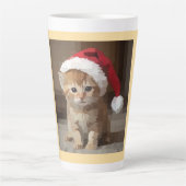 Gatinho fofo com chapéu do papai Noel. Latte Mok (Voorkant)