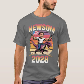 Gavin Newsom 2028 Bold Patriottisch Leider Riding  T-shirt