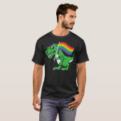 Gay Dinosaur LGBT Q T Rex Rainbow Pride Flag T-shirt (Voorkant volledig)