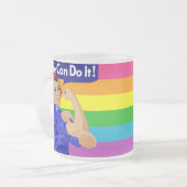 GAY FLAG EN ROSIE DE RIVETER MATGLAS KOFFIEMOK (Voorkant links)