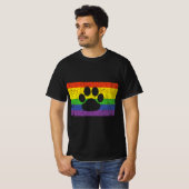 Gay Furry Pride Fandom Paw Rainbow LGBT Flag Gift T-shirt (Voorkant volledig)