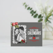 Gay Lesbian Chalkboard en Rozen Save the Date Aankondigingskaart (Staand voorkant)