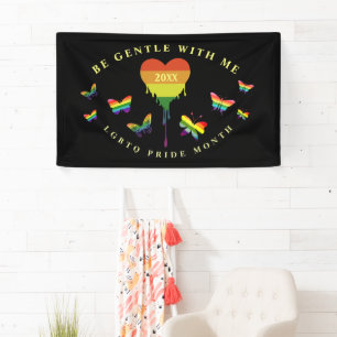 Gay LGBTQ Pride Month Rainbow Heart Butterflies Spandoek