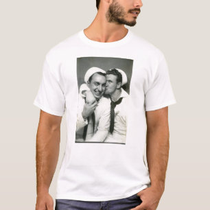  Gay Mannen Sailors Kiss Navy DADT T-shirt