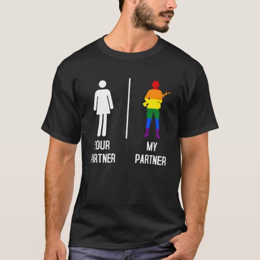 Gay Militair Gay Pride Partner Soldaat T-shirt (Voorkant)