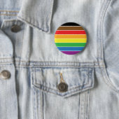 Gay Pride - BLM Gay Pride Flag - Regenboogstreep Ronde Button 5,7 Cm (In situ)