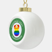 Gay Pride Blonde Engel Kerstvlag Gepersonaliseerd Keramische Bal Ornament (Rechts)