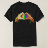 Gay Pride Clothing LGBT Rainbow Flag Heart Unity T-shirt (Design voorkant)