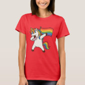 Gay Pride Dabbing Eenhoorn met vlag T-shirt (Voorkant)