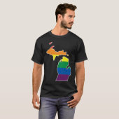 Gay Pride Flag  Michigan State Map  Rainbow Stripe T-shirt (Voorkant volledig)