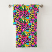Gay Pride Gender Neon Pattern Bad Handdoek (Insitu)