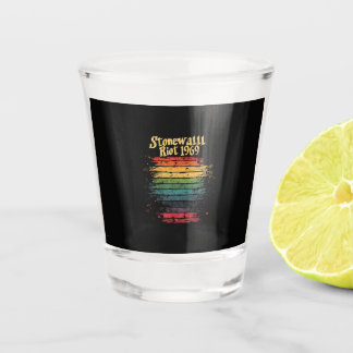 Gay Pride Maand Regenboogvlag Stenen muur Relletje Shot Glas