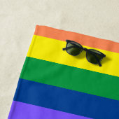 Gay Pride Rainbow Heart LGBTQ Gelijkheid Strandlaken (In situ)