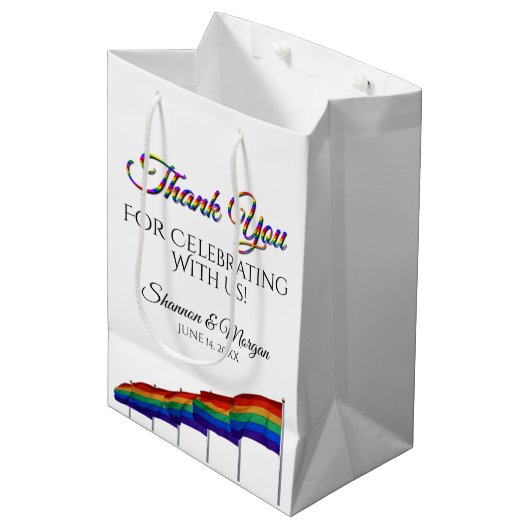 Gay Pride Rainbow Weddenschap Dank je cadeau Medium Cadeauzakje (Voorkant Gekanteld)