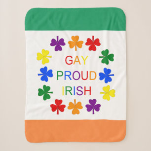 Gay Proud Irish LGBT Rainbow Shamrocks Sherpa Deken