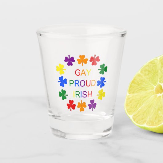 Gay Proud Irish LGBT Rainbow Shamrocks Shot Glas (Voorkant)