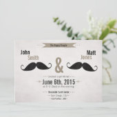 Gay Wedding Mustache Uitnodiging (Staand voorkant)