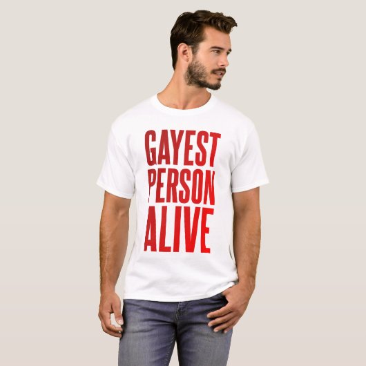 Gayest Person Alive | Grappig gay ontwerp | LGBT T-shirt (Voorkant volledig)