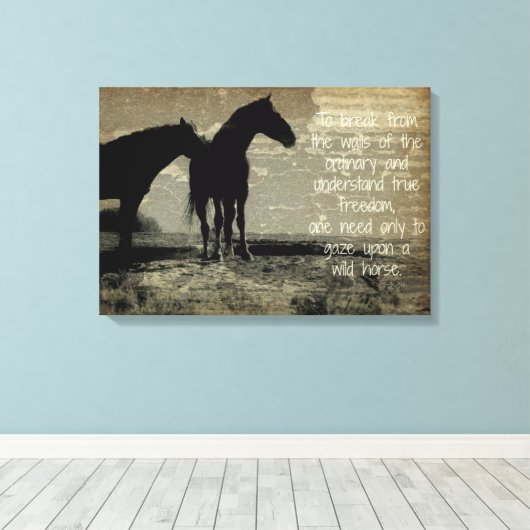 Gaze in een wild paard canvas afdruk (Insitu (Houten vloer))
