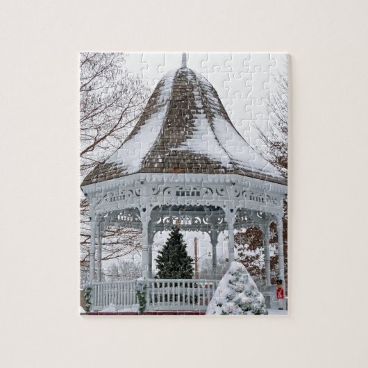 Gazebo in de sneeuw legpuzzel (Verticaal)