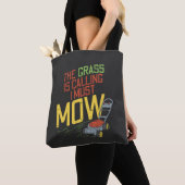 Gazon maaien - Het gras roept Tote Bag (Dichtbij)