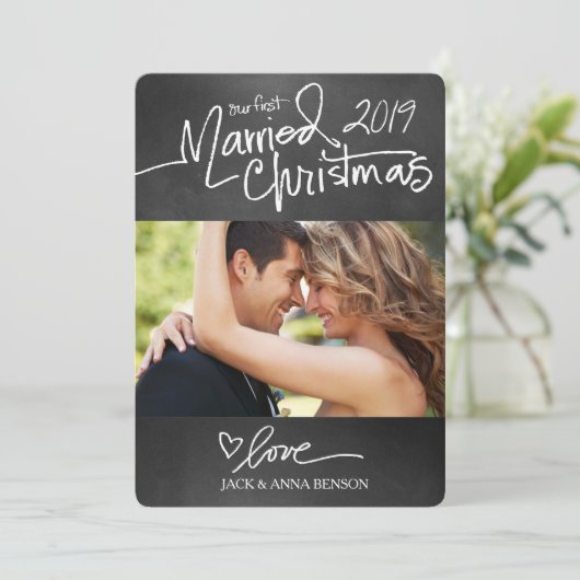 GC Our First Marriott Christmas Holiday Card Chalk Feestdagenkaart (Staand voorkant)