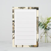 Geabsorbeerde dieren op de achtergrond van crème briefpapier (Staand voorkant)