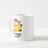 Gealarmeerd door Cluck Funny Chicken Clock Pun Koffiemok (Voorkant links)