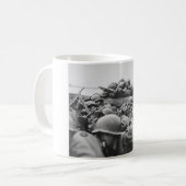 Geallieerde soldaten uit de Tweede Wereldoorlog di Koffiemok (Voorkant links)