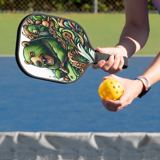 Geanimeerde Beren Rijden op een groene auto Pickleball Paddle (Insitu)