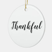 Geankerde zwarte, witte, aangepaste kerstmis keramisch ornament (Links)