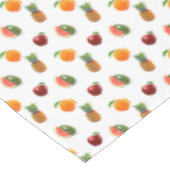 Geassembleerde vruchten op wit tafelkleed (Gekanteld)