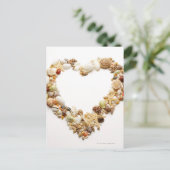 GeAssorteerde seizoenshellen vormen een hartvorm Briefkaart (Staand voorkant)