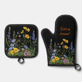 Geassorteerde veld van wilde bloemen op zwart ovenwant & pannenlap set (Voorkant)