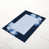 Geavanceerde Waterverf bloemen blauwe achtergrond Folie Uitnodiging (Gedraaid)