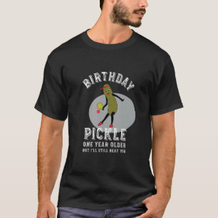 Gebaard bevallen meisje met de wedstrijd Picklebal T-shirt