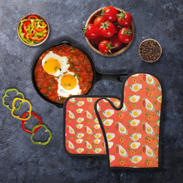 Gebakken eieren met paprika's rood-sinaasappel ovenwant & pannenlap set