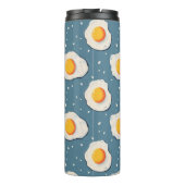 Gebakken eieren op blauw thermosbeker (Achterkant)