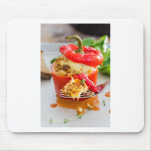 Gebakken gevulde paprika met vleesjus en kaas muismat