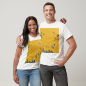 Gebarsten geel metaal: vuile textuur. t-shirt (Unisex)