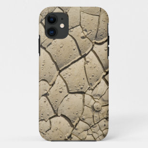 Gebarsten modderformatie op de vallei vloer van 2 iPhone 11 hoesje