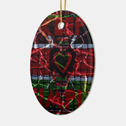 Gebarsten vlag: Houd het simpel - Keniaanse veerkr Keramisch Ornament (Links)