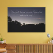 gebed op Sunrise op een Canvas Afdruk (Insitu (Woonkamer))