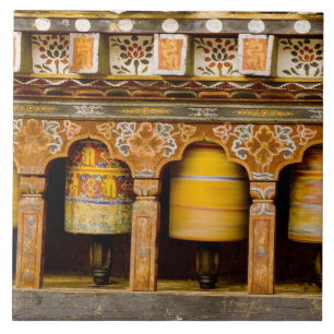Gebeds wielen, Mani-wiel bij Trongsa Dzong, Tegeltje