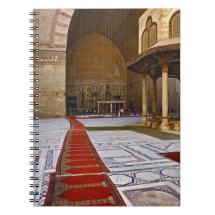 Gebedskleden die naar de islamitische moskee leide notitieboek