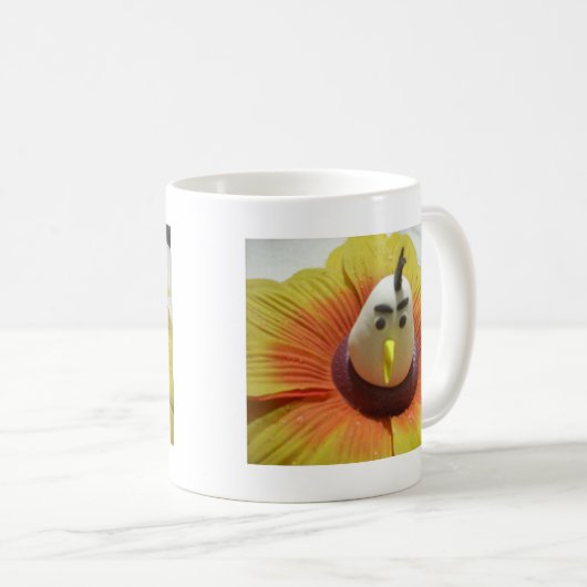 Gebeeldhouwde Vogel in Zonnebloem Art Print Koffiemok (Voorkant rechts)
